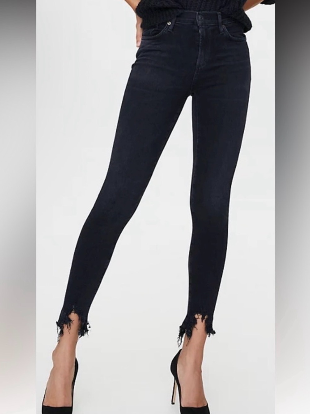 AGOLDE Sophie Ankle Jeans in "Shout" (Washed/Faded Black)